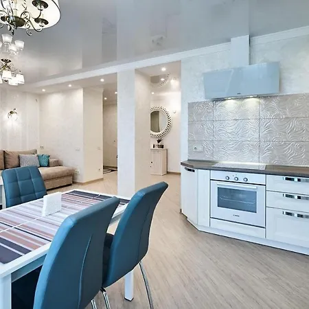 Luxapartment Repina 4 * Минск