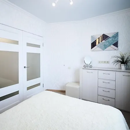 Luxapartment Repina 4 Апартаменты Минск